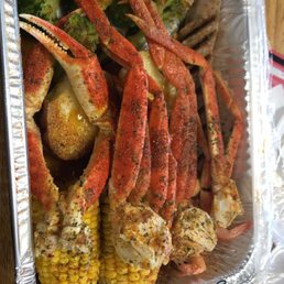 Combo: snow crab and shrimp Combo: snow crab and shrimp