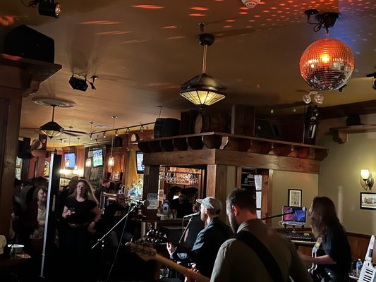 Hugh O'Neill's Restaurant & Pub by null