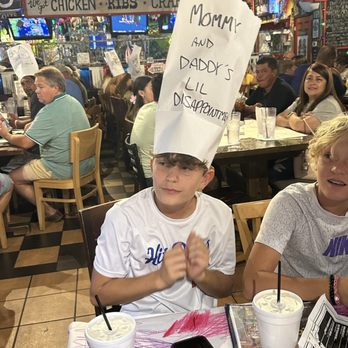 Dick's Last Resort - Indianapolis - Bars Near Me - Indianapolis, Indiana Dick's Last Resort - Indianapolis - Bars Near Me - Indianapolis, Indiana