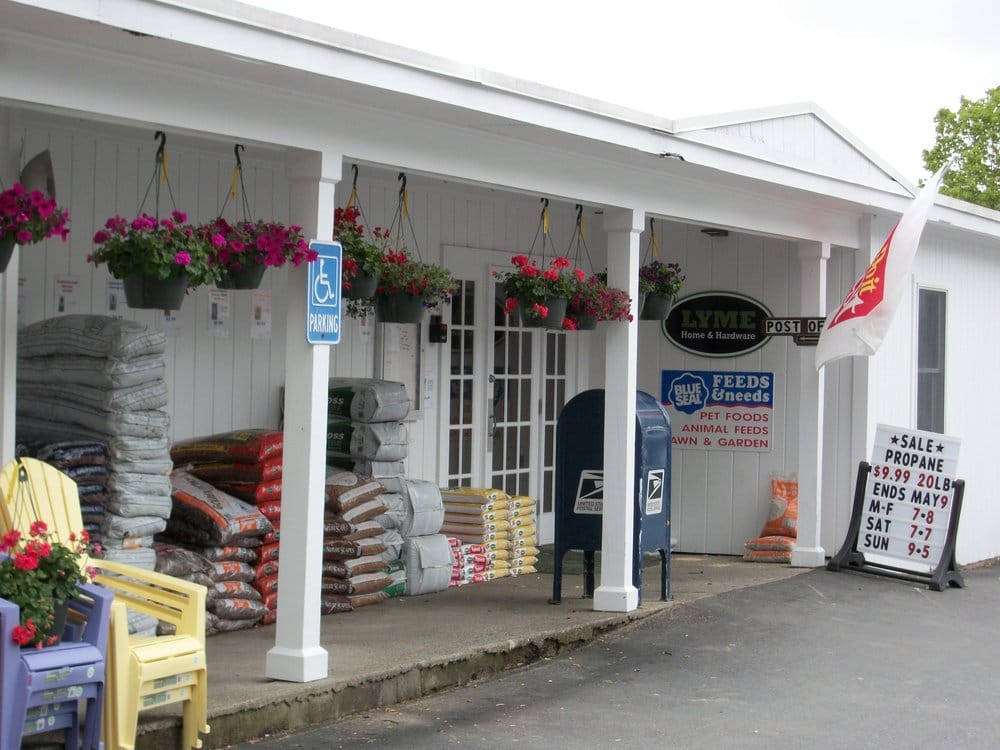 LYME HARDWARE Updated August 2024 5 Main St, Lyme, New Hampshire