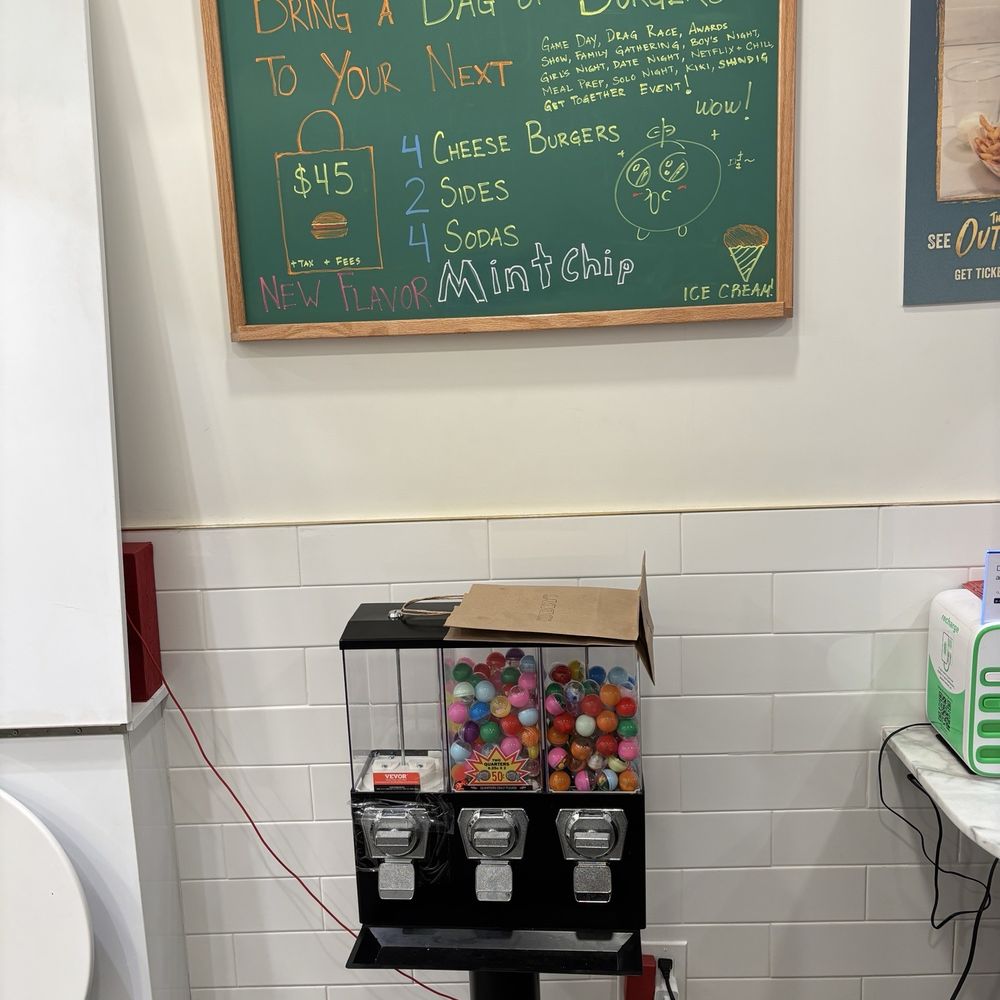 Cubby's - Burgers special - Burgers Near Me - Manhattan, New York