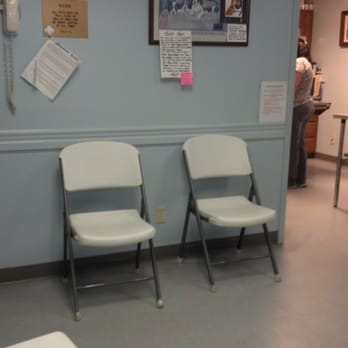 Gradous Dr Bruce B DVM - Small waiting room, so make an appointment before showing up with your pet. - Veterinarians Near Me Gradous Dr Bruce B DVM - Small waiting room, so make an appointment before showing up with your pet. - Veterinarians Near Me