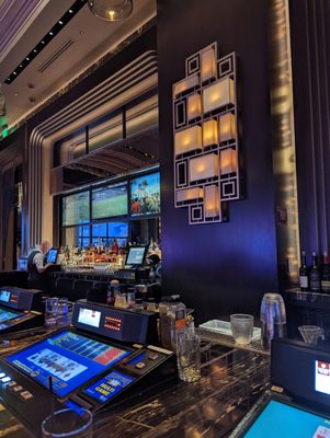 Vista Cocktail Lounge by null