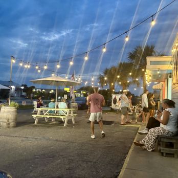 OKI Scoop Shop And Donuts - Outside - Ice Cream & Frozen Yogurt Near Me - Oak Island, North Carolina