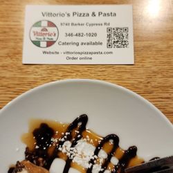 Vittorio's Pizza & Pasta - Cannoli for the sweet tooth!