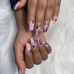 Vv Nails 2