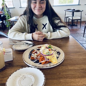 Madres Brunch - Breakfast & Brunch Near Me - Bellflower, California Madres Brunch - Breakfast & Brunch Near Me - Bellflower, California