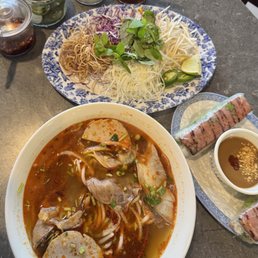 Beef Lemongrass Nandle Soup / Bún Bò Huế