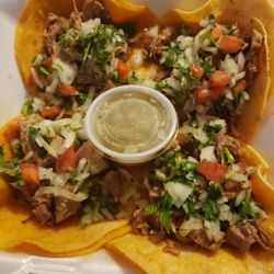 La Huasteca Mexican Market - Carnitas Tacos .
