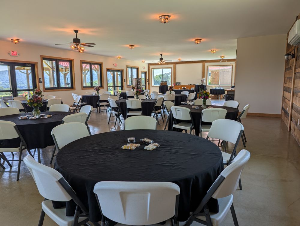 The Winery at Hunters Valley Logo