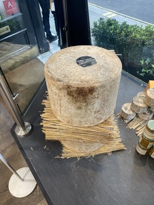 Paxton & Whitfield by null