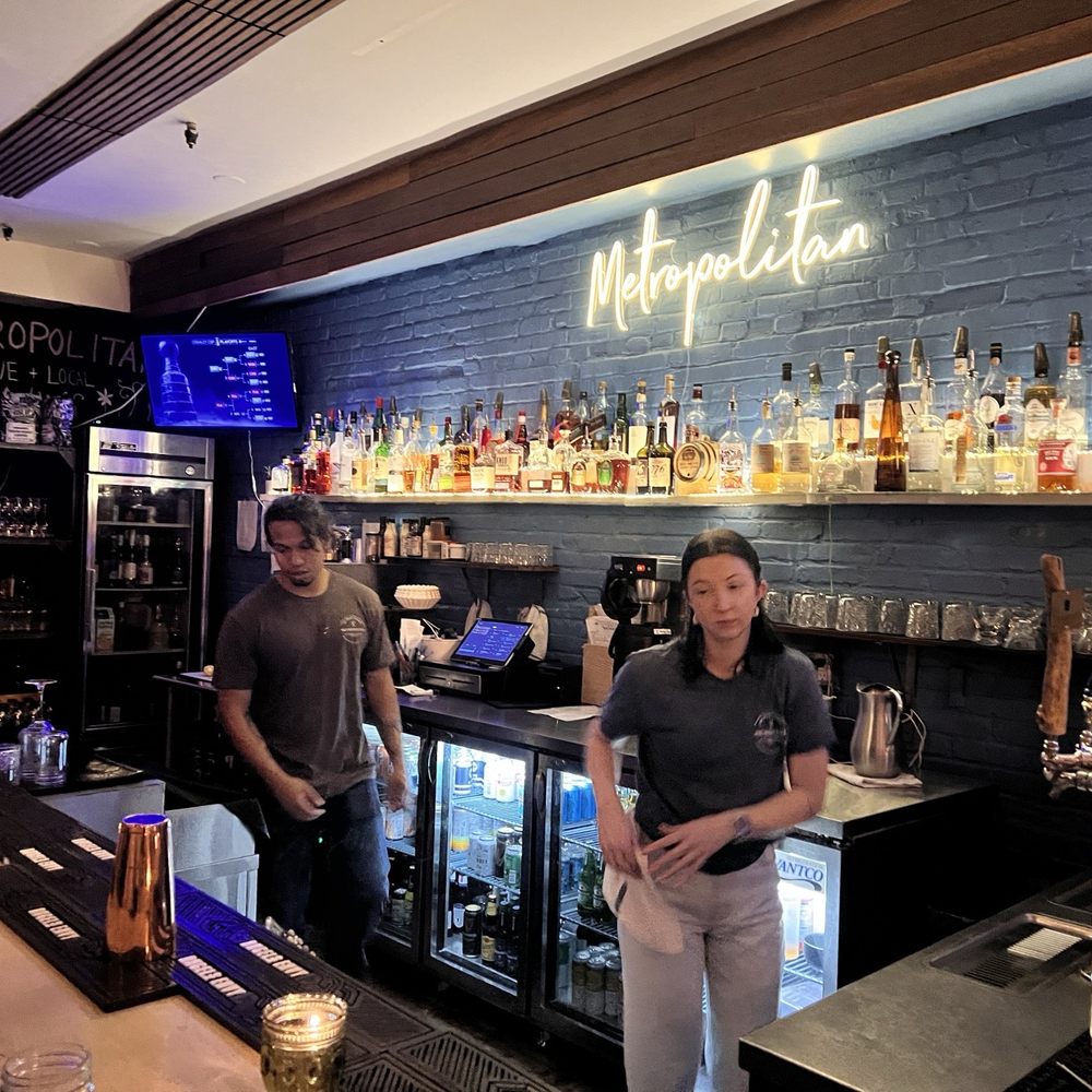 METROPOLITAN KITCHEN & LOUNGE - Updated May 2025 - 268 Photos & 421 Reviews  - 169 West St, Annapolis, Maryland - New American - Restaurant Reviews -  Phone Number - Menu - Yelp