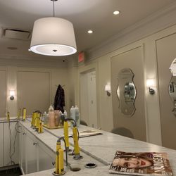 Drybar - Thompson Central Park - Interior
