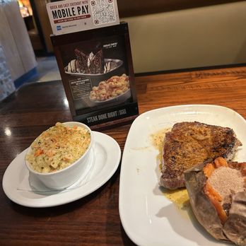 LongHorn Steakhouse - Lobster Mac and cheese, Ribeye and sweet potato - Steakhouses Near Me - Sugar Land, Texas