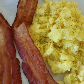 Orange Cafe Bistro - Bacon and scrambled eggs - Breakfast & Brunch Near Me - Orange, California