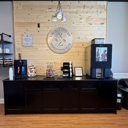 Barbershop Salon for Men - Newly added (04/2025) complimentary coffee bar while you get your hair cut.