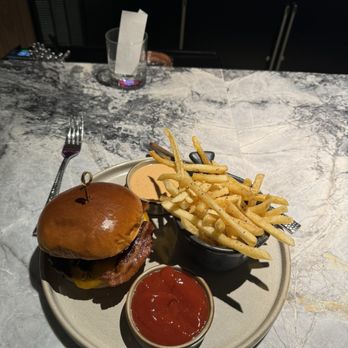 West + Stone - Cheese burger. - American Near Me - Fort Worth, Texas