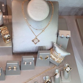 Roberto Coin Boutique - Jewelry Near Me - Miami, Florida Roberto Coin Boutique - Jewelry Near Me - Miami, Florida