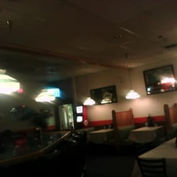 Quarters Bar & Grill