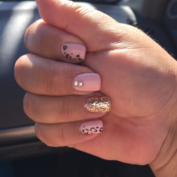 Nail Lounge On Miracle Mile - Pretty in pink cheetah - Nail Salons Near Me - Stockton, California