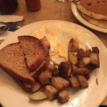 Cafe Madison - Breakfast & Brunch Near Me - Albany, New York