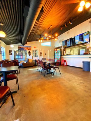 Lazeez Mediterranean cafe by null