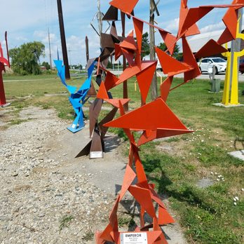 Flatlanders Sculpture Supply & Gallery - Colorful sculpture - Art Galleries Near Me - Blissfield, Michigan
