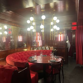 Veerays - Inside - Indian Near Me - New York, New York Veerays - Inside - Indian Near Me - New York, New York