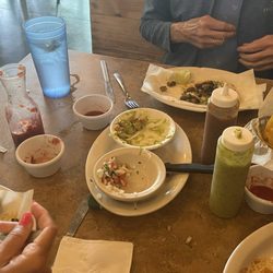 Don Julio Mexican Grill - Tacos and burritos