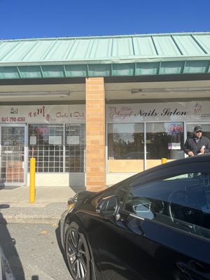 Garlic & Chili Restaurant by null