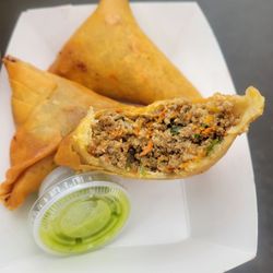 Geni's Ethiopian Corner - Beef samosas