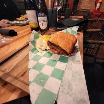 Moe's on Madison - Breakfast & Brunch Near Me - Dublin, Georgia