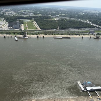 Gateway Arch - Mississippi River and East St. Louis across the river. - Landmarks & Historical Buildings Near Me - St. Louis, Missouri Gateway Arch - Mississippi River and East St. Louis across the river. - Landmarks & Historical Buildings Near Me - St. Louis, Missouri