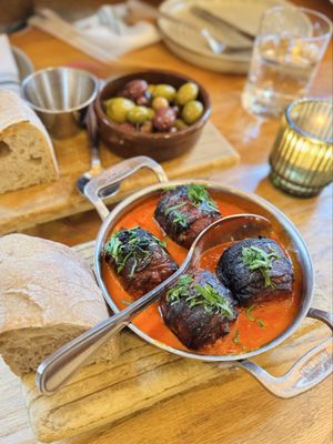 avec Restaurant by null