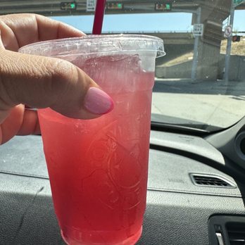 Tom N Toms coffee - Hibiscus Ade - Coffee & Tea Near Me - Dallas, Texas Tom N Toms coffee - Hibiscus Ade - Coffee & Tea Near Me - Dallas, Texas