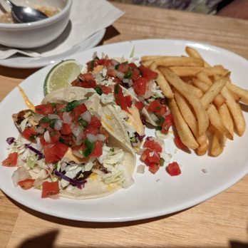 Captain Craig's Restaurant - Fish tacos - Seafood Near Me - Tavernier, Florida