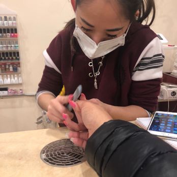 Vivian Nails & Spa - Nail Salons Near Me - Bloomfield, New Jersey