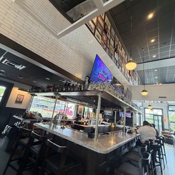 The Filson Queen City Kitchen and Bar - Bar - Sports Bars Near Me - Cincinnati, Ohio The Filson Queen City Kitchen and Bar - Bar - Sports Bars Near Me - Cincinnati, Ohio