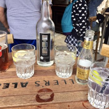 The Red Lion - A G&T (3,4,...) a day keeps the doctor away - Pubs Near Me - London, XGL The Red Lion - A G&T (3,4,...) a day keeps the doctor away - Pubs Near Me - London, XGL