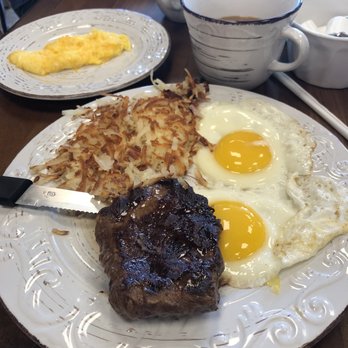 Huntley's Place - Breakfast & Brunch Near Me - Virginia Beach, Virginia Huntley's Place - Breakfast & Brunch Near Me - Virginia Beach, Virginia