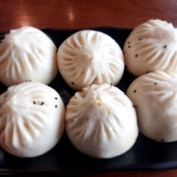 Curry beef buns