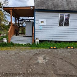 Meadowwood Organics Farm - Storefront