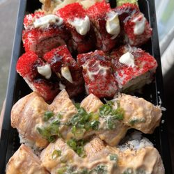 iSushi - Seared salmon & yummy yummy roll
