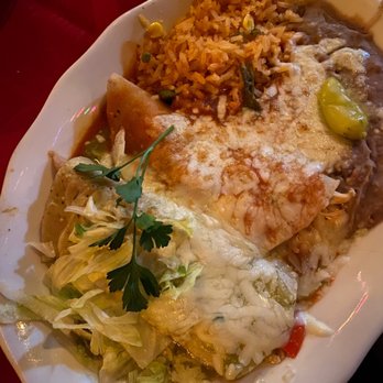 El Compadre - 3. Enchiladas Verdes de Pollo - Mexican Near Me - Los Angeles, California El Compadre - 3. Enchiladas Verdes de Pollo - Mexican Near Me - Los Angeles, California