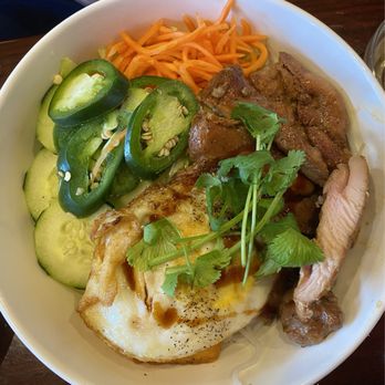 Pho Island - Chicken with rice vermicelli - Vietnamese Near Me - New Hyde Park, New York Pho Island - Chicken with rice vermicelli - Vietnamese Near Me - New Hyde Park, New York