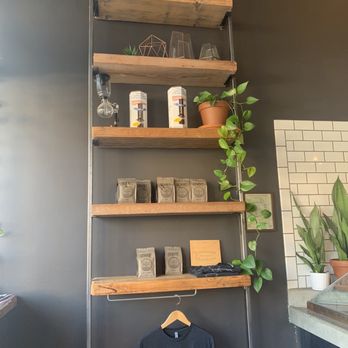 Devout Coffee - Coffee Roasteries Near Me - Fremont, California
