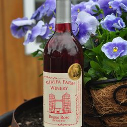 Alfalfa Farm Winery - Rogue rose