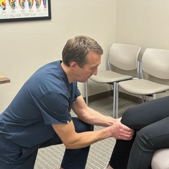 Faimon Chiropractic - Did you know?....
Dr. Faimon can adjust your knees too! - Chiropractors Near Me - Omaha, Nebraska Faimon Chiropractic - Did you know?....
Dr. Faimon can adjust your knees too! - Chiropractors Near Me - Omaha, Nebraska