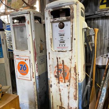 Red Barn Antiques - Antiques Near Me - Minden, Nevada