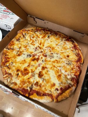 Mineo's Pizza House by null